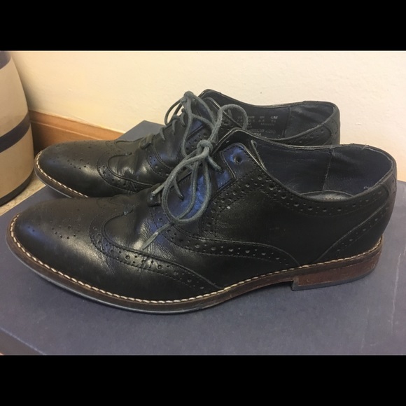 hush puppies wingtip